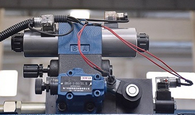 100t Cnc Metal Bending Machines, 3200 Mm Cnc Sheet Press Brake With E21 100t Cnc 금속 벤딩 머신, E21이 있는 3200 Mm Cnc 시트 프레스 브레이크