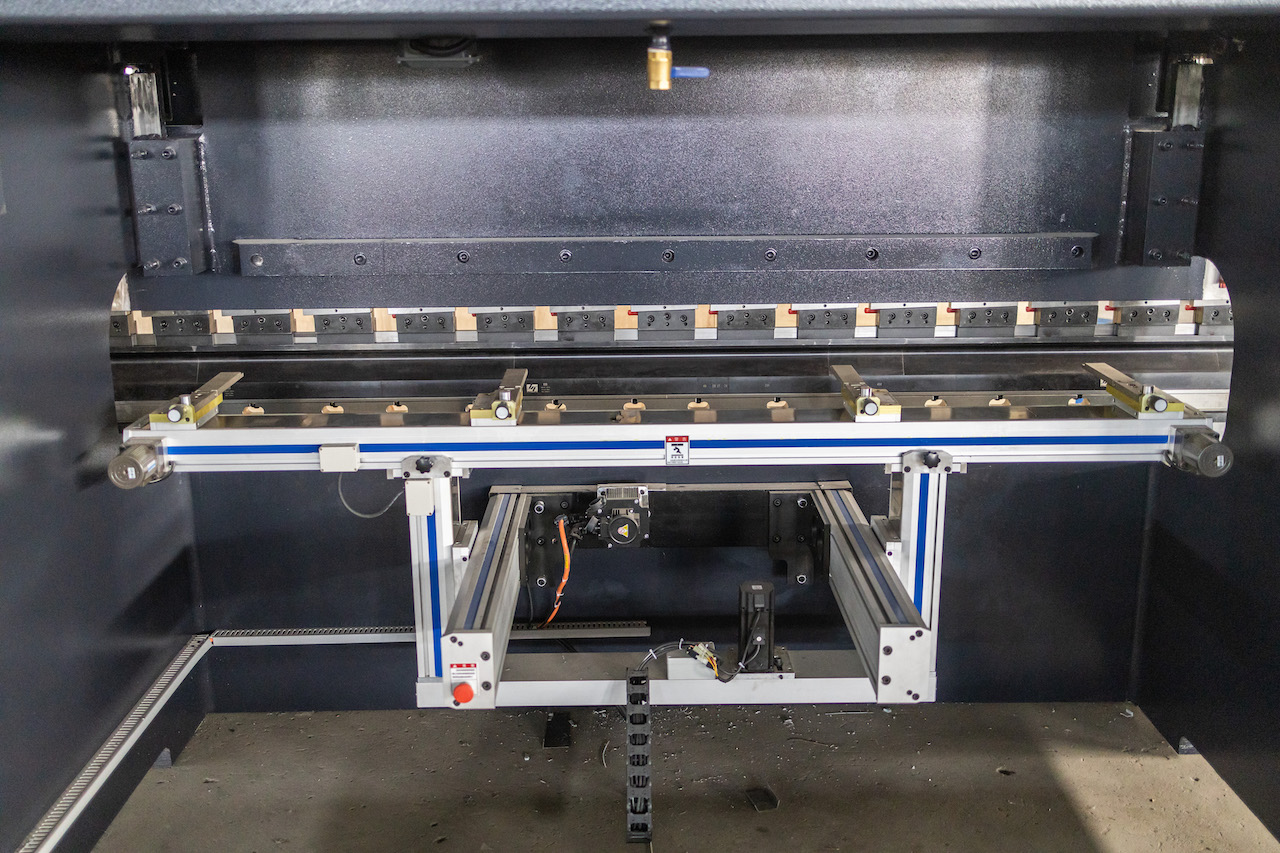 100t Hydraulic Cnc Brake Press Crowning Cnc Press Brake Delem 100t 유압 CNC 브레이크 프레스 크라우닝 Cnc 프레스 브레이크 델렘