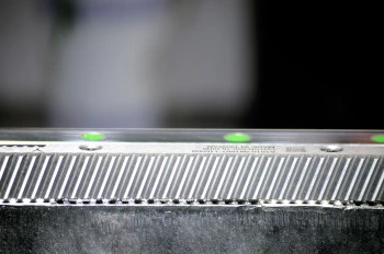 1500*3000mm 500w Racuys Or Ipg Fiber Laser Cutting Machine 1500*3000mm 500w Racuys 또는 Ipg 섬유 레이저 절단기