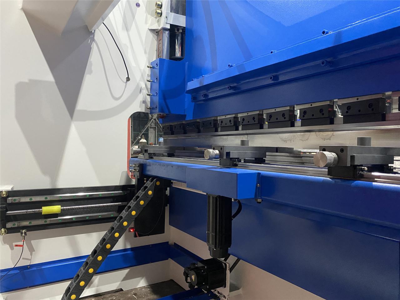 160t-4000 4-axis Cnc Hydraulic Bending Machine Press Brake 160t-4000 4축 CNC 유압 벤딩 머신 프레스 브레이크