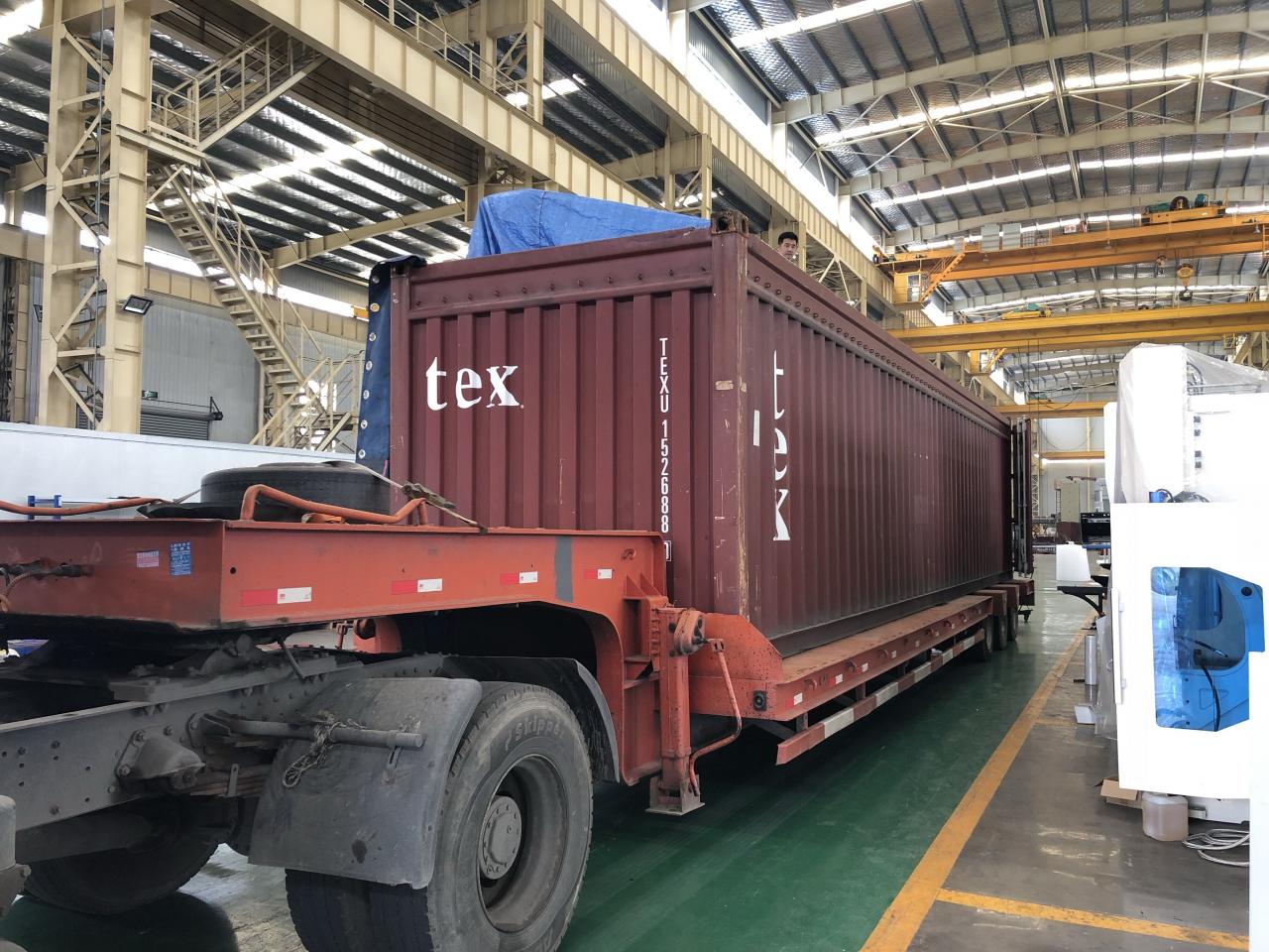 6 미터를 절단하는 판금을 위한 16mm 유압 단두대 깎는 기계