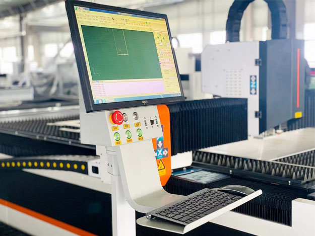 3015 Fiber Laser Cutting Machine For High-Speed Cutting Of 1-6mm Metal Materials 1-6mm 금속 재료의 고속 절단을 위한 3015 파이버 레이저 절단기