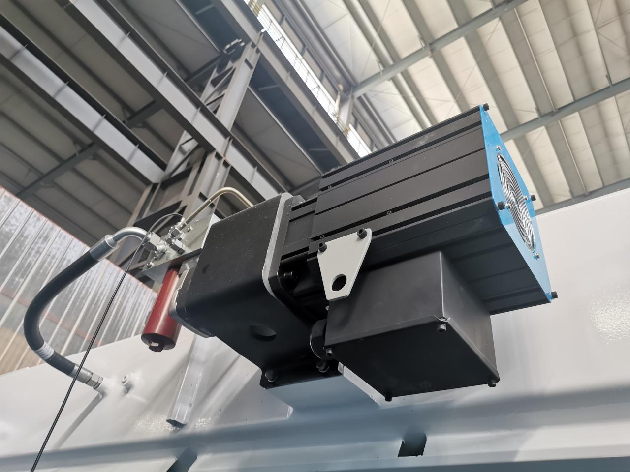 4 Axis Cnc Tandem Press Brake With Delem Da58t 2d Graphical Controller Delem Da58t 2d 그래픽 컨트롤러가 있는 4축 Cnc 탠덤 프레스 브레이크