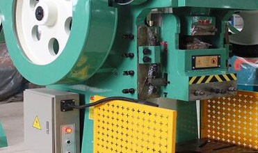 400 Ton Small Pneumatic Power Punch Press Mechanical Eccentric Punching Machine 400 톤 작은 압축 공기를 넣은 힘 펀치 프레스 기계적인 편심 펀칭기