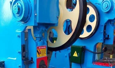 400 Ton Small Pneumatic Power Punch Press Mechanical Eccentric Punching Machine 400 톤 작은 압축 공기를 넣은 힘 펀치 프레스 기계적인 편심 펀칭기