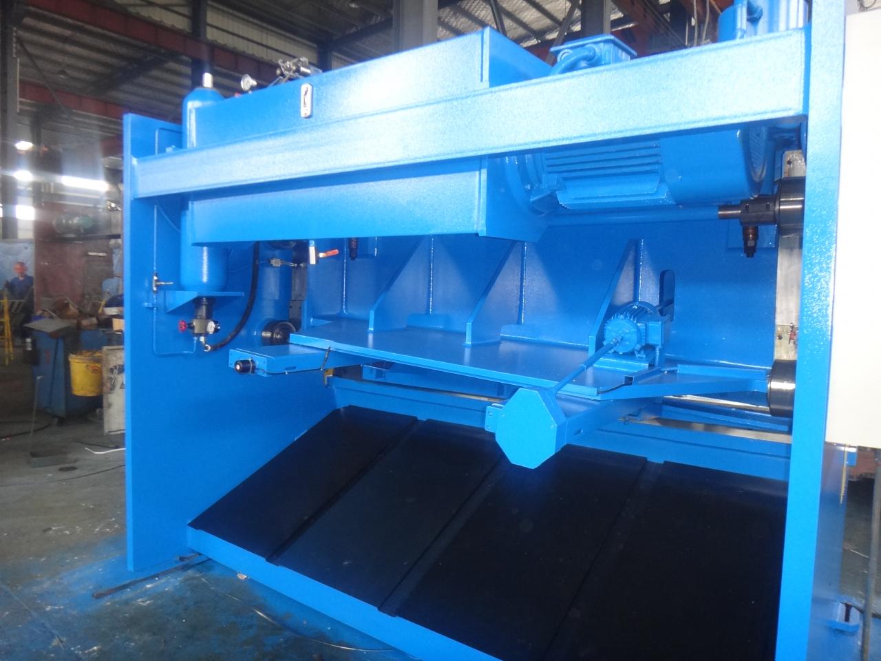 4mm Oem Qc11y-8x3200 Nc Hydraulic Guillotine Guillotine Shearing Machine 4mm Oem Qc11y-8x3200 Nc 유압 단두대 단두대 전단 기계