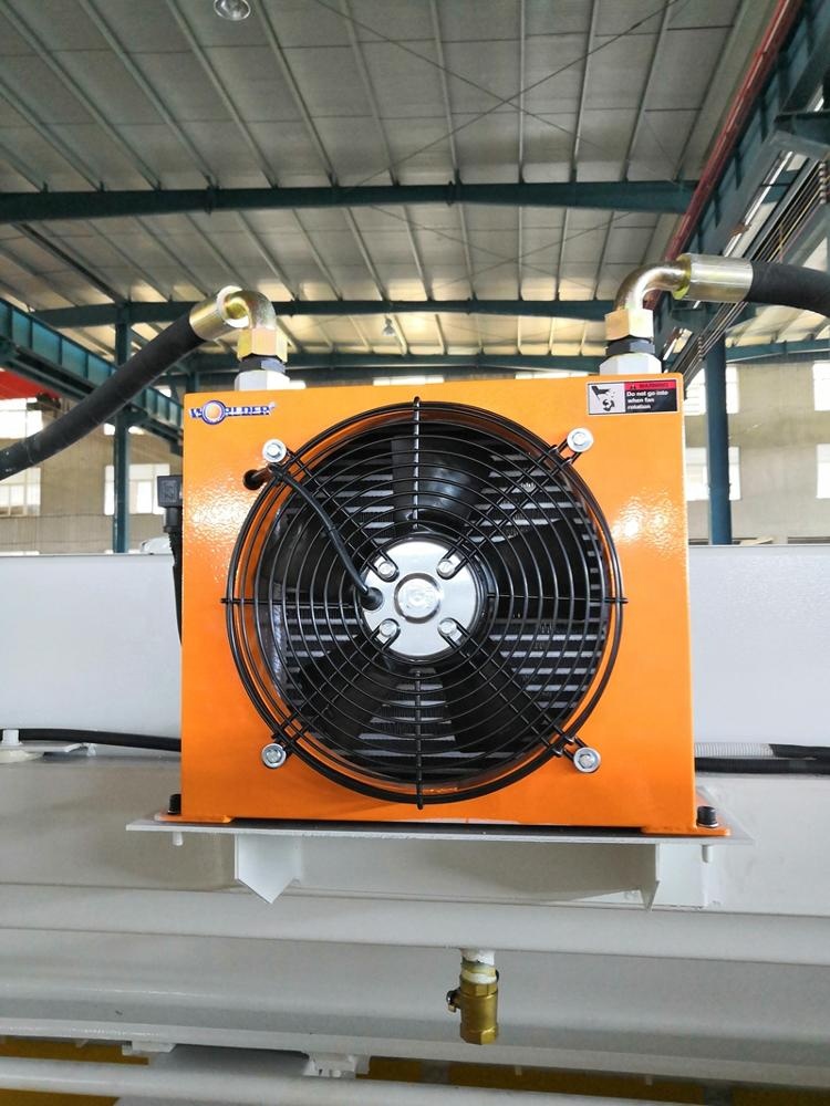 6mm Q11 Electric Sheet Plate Shearing Machine 8 Feet Sheet Metal Shearing Machine 6mm Q11 전기 장 판 깎는 기계 8 피트 판금 깎는 기계