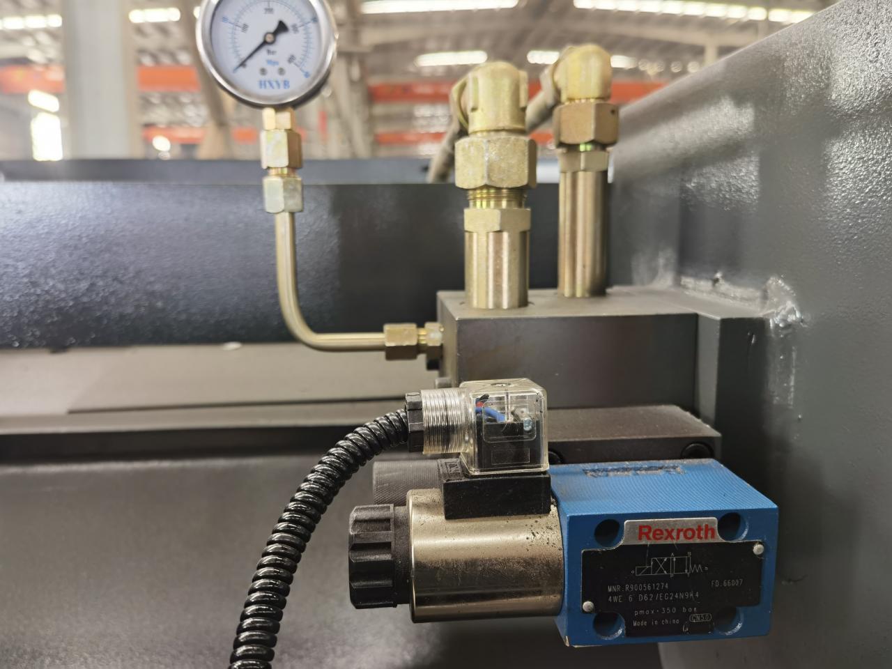 6x3200mm 스테인리스 판 절단기, 자동적인 철 장 깎는 기계