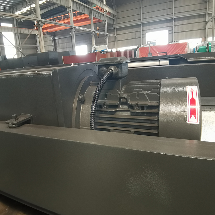 6x3200mm Stainless Steel Plate Cutting Machine, Automatic Iron Sheet Shearing Machine 6x3200mm 스테인리스 판 절단기, 자동적인 철 장 깎는 기계