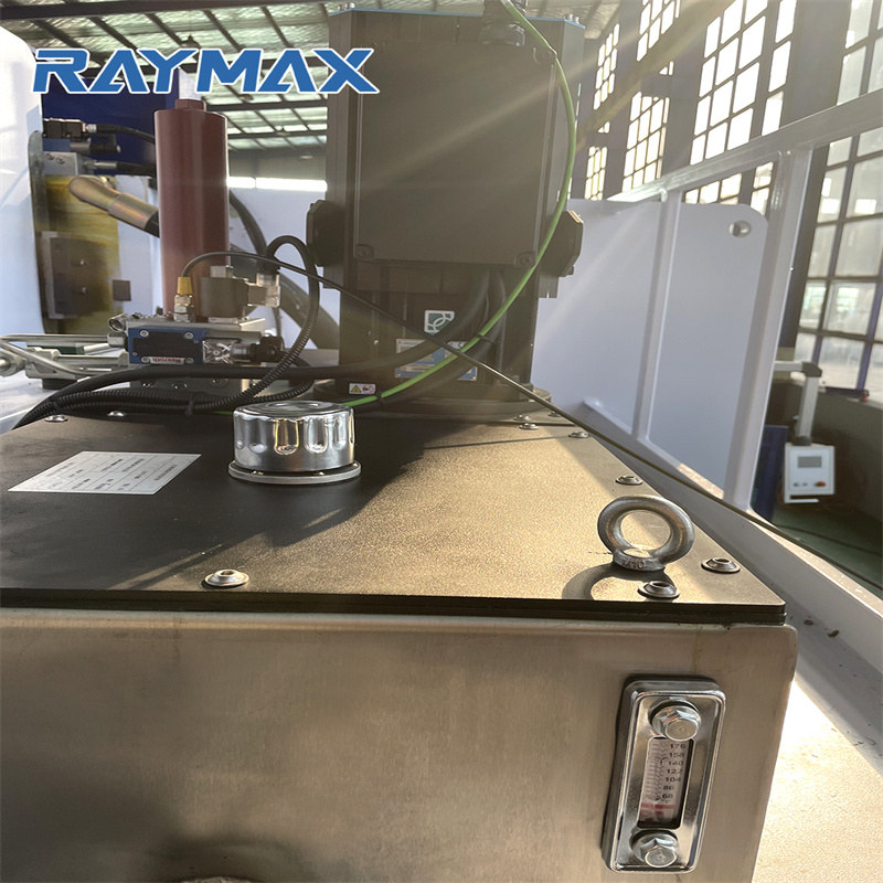 Da52t 시스템이있는 CNC 프레스 브레이크 벤딩 머신