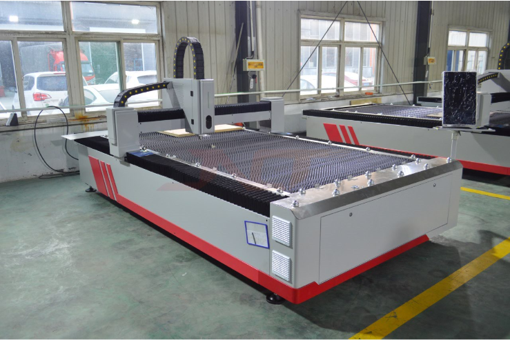 Cnc 2000w Fiber Laser Cutting Machine For Industrial Metal Sheet Cutting 산업 금속 장 절단을 위한 Cnc 2000w 섬유 레이저 절단기