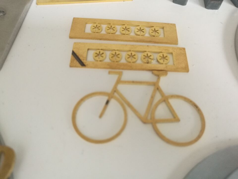 Cnc Fiber Laser Metal Cutting Machine 2000w Fiber Laser Cutting Machine Cnc 섬유 레이저 금속 절단기 2000w 섬유 레이저 절단기