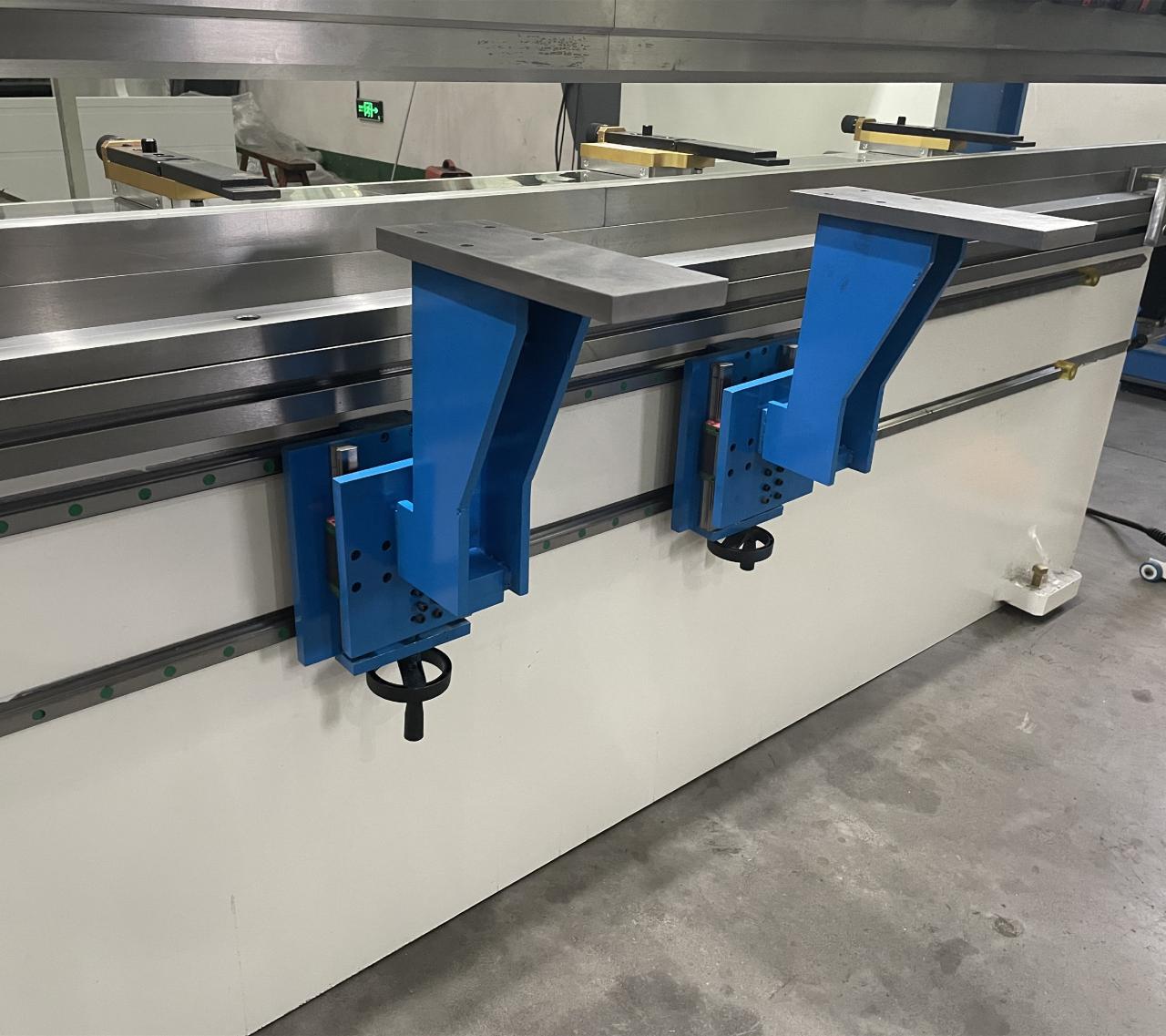 High Quality 3m Press Brake Machine Hydraulic 100 Ton For Sheet Metal Bending 판금 구부리기를 위한 고품질 3m 압박 브레이크 기계 유압 100 톤