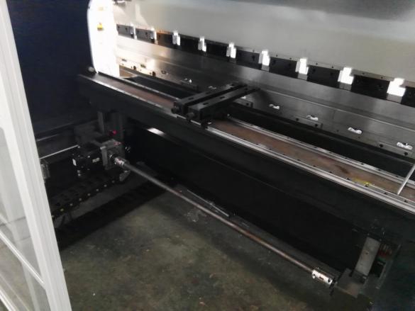 High Quality Sheet Metal Hydraulic Press Brake Machine 고품질 판금 유압 프레스 브레이크 기계