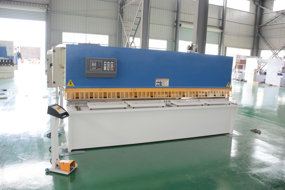 Hydraulic Pendulum Shearing Machine Cnc Automatic Guillotine Shearing Machine 유압 진자 전단 기계 Cnc 자동 단두대 전단 기계