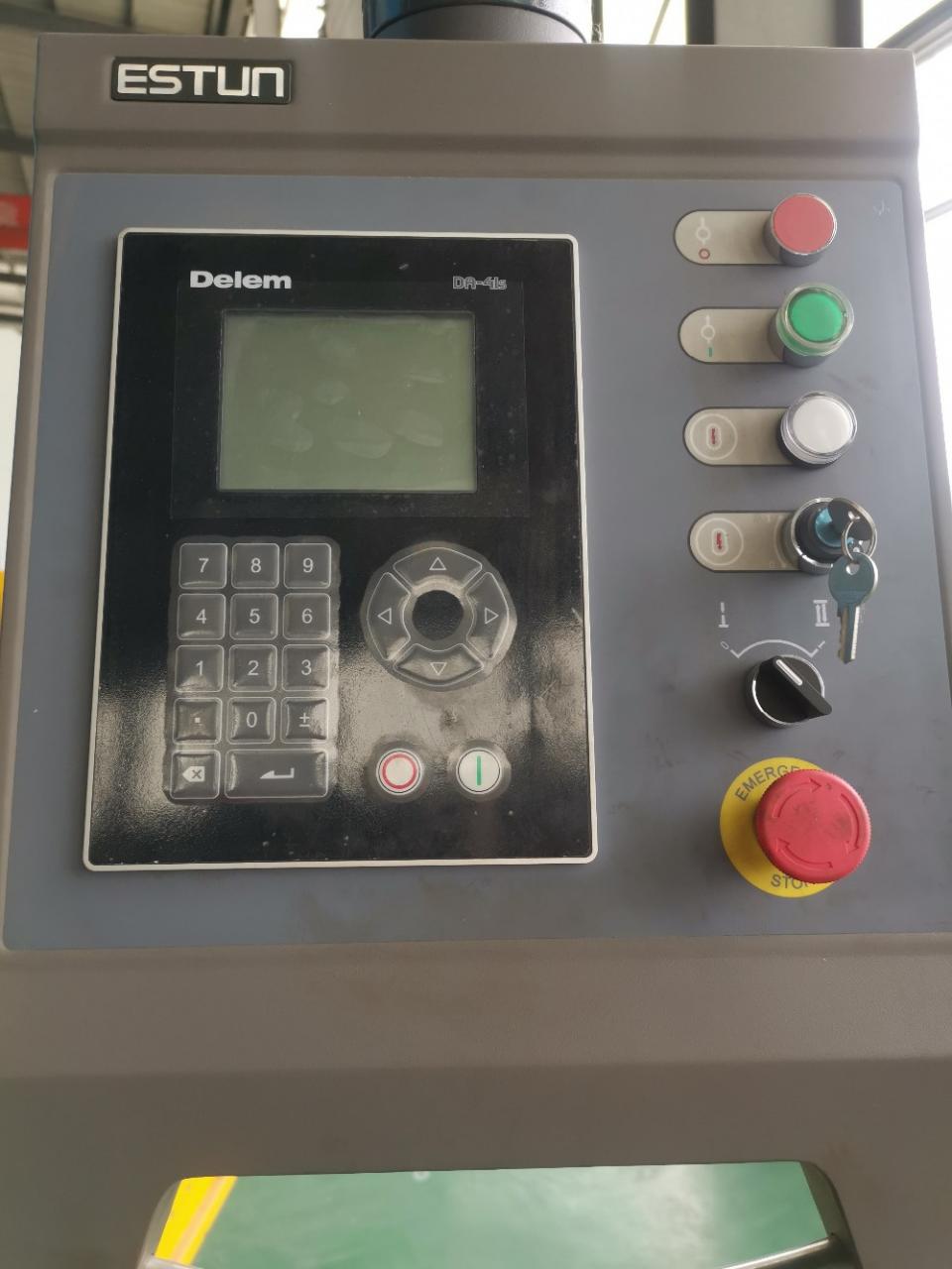 Hydraulic Stainless Steel Wc67y/k-300/6000 Mould Crowning Press Brake 유압 스테인리스 스틸 Wc67y/k-300/6000 금형 크라우닝 프레스 브레이크