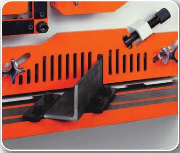 Metal Hydraulic IronWorker Machine Punching And Shearing Machine 금속 유압 IronWorker 기계 펀칭 및 전단 기계