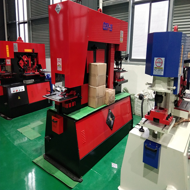 Q35y Series Hydraulic Ironworker Shearing And Punching Machine Q35y 시리즈 유압 Ironworker 전단 및 펀칭기