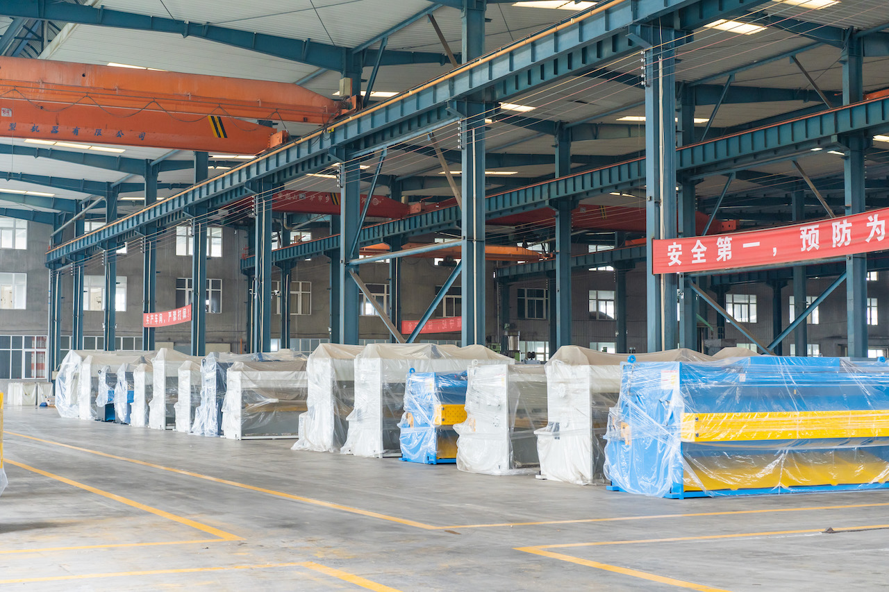 Qc11y 8x3200 Sheet Metal Shearing Machine Steel Plate Hydraulic Shearing Machine Qc11y 8x3200 판금 전단 기계 강판 유압 전단 기계