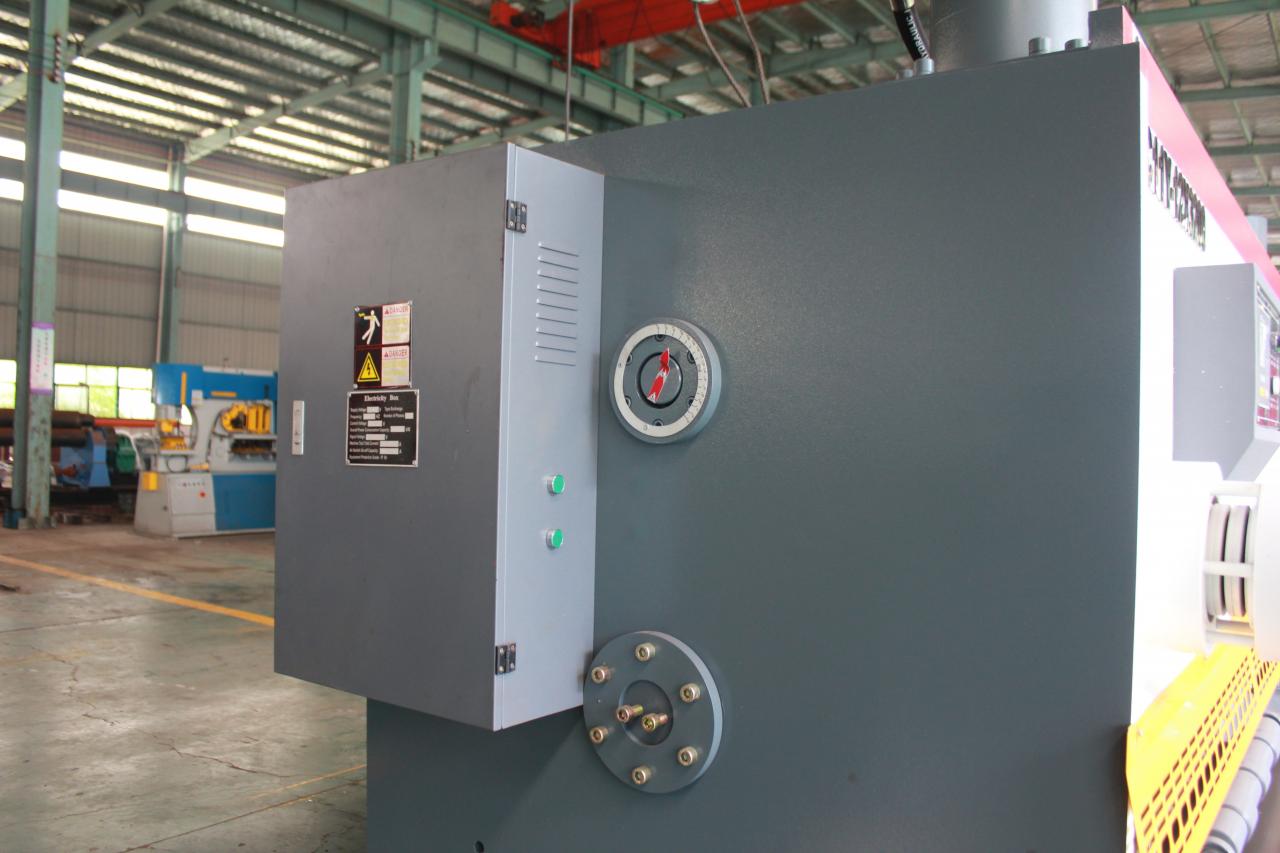 Qc11y Metal Plate Hydraulic Guillotine Shearing Machine For Sale Qc11y 금속판 유압 단두대 전단기 판매