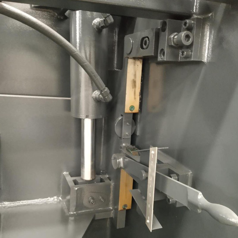 Qc12k-4x2500 Cnc Hydraulic Customized Shearing Machine Cutting Machine Qc12k-4x2500 Cnc 유압 맞춤형 전단기 절단기