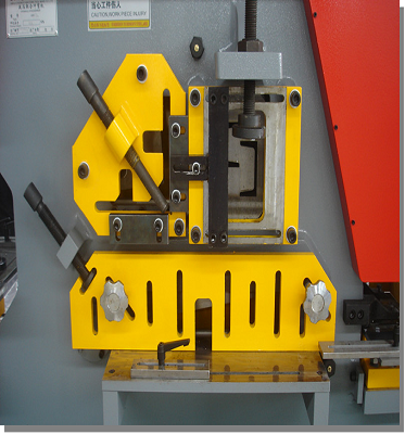 Steel Plate Angle Cutting Punching Notching Machine Hydraulic Ironworker For Sale 강판 앵글 커팅 펀칭 노칭 머신 유압 Ironworker 판매