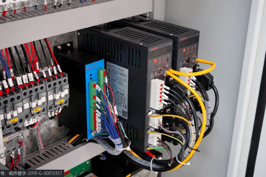 Wc67 Hydraulic Press Brake / CNC Press Bending Machine / Plate Bending Machine China Wc67 유압 프레스 브레이크 / CNC 프레스 벤딩 머신 / 플레이트 벤딩 머신 중국