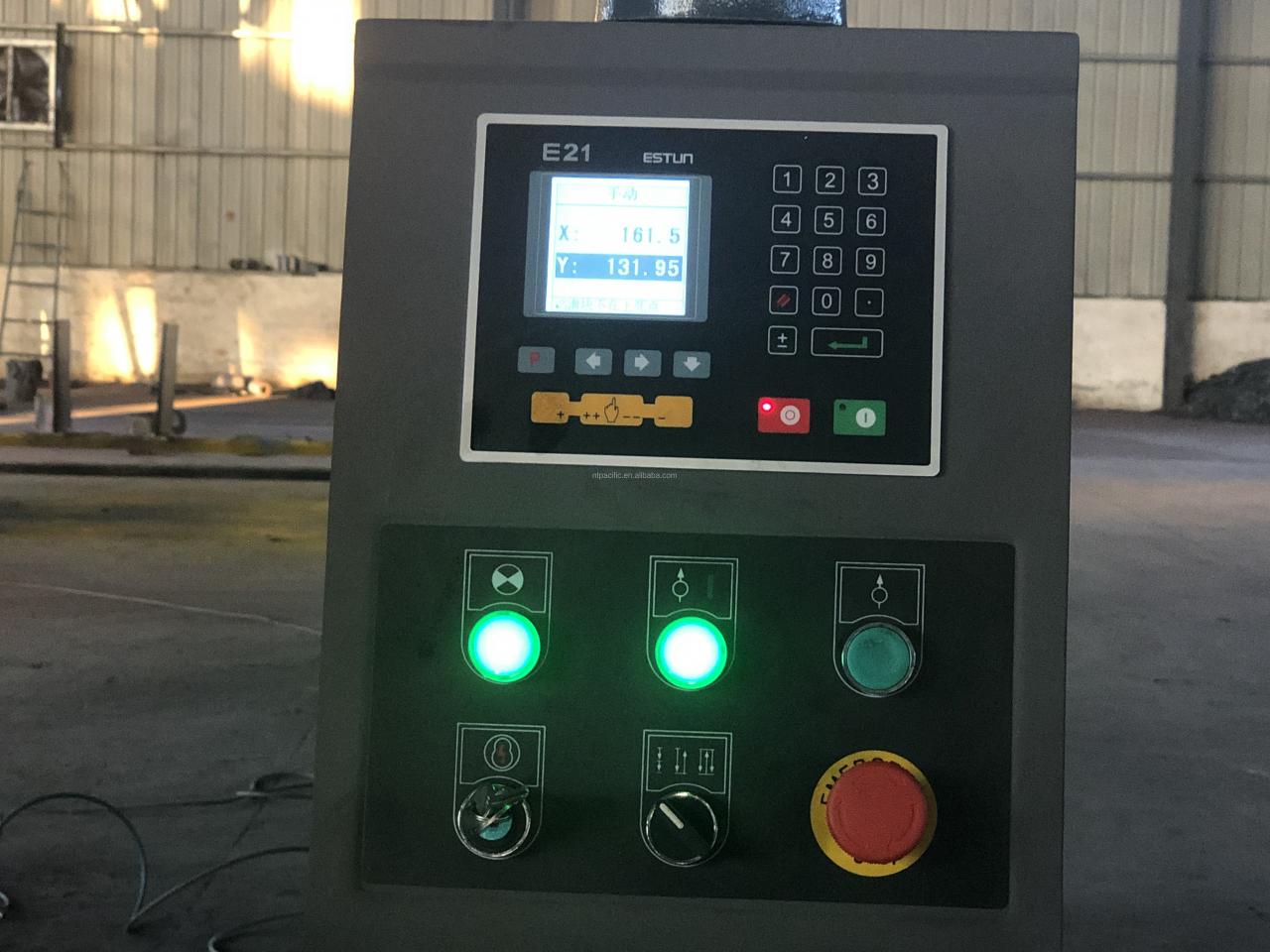 Wc67k Cnc Aluminum Iron Plate Hydraulic Press Brake Cnc Metal Sheet Bending Machine Wc67k Cnc 알루미늄 철판 수압기 브레이크 Cnc 금속 시트 벤딩 머신